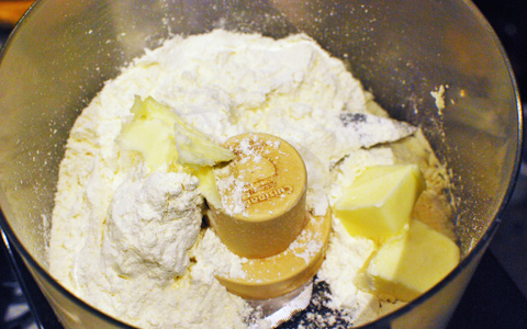 アツアツ揚げたてを召し上がれ! 「レモン風味のペーパードーナツ」