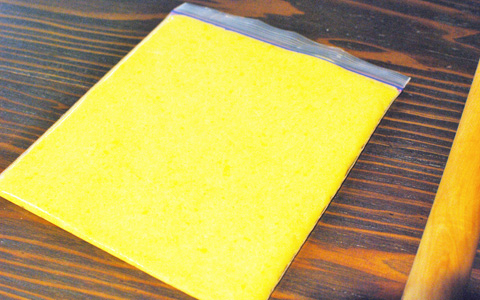 アツアツ揚げたてを召し上がれ! 「レモン風味のペーパードーナツ」