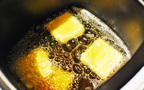 アツアツ揚げたてを召し上がれ! 「レモン風味のペーパードーナツ」