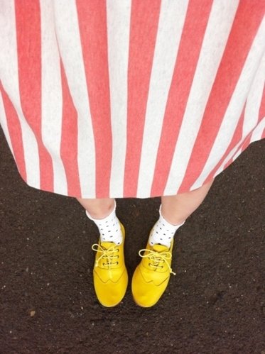 這個春天，可以提升品味的13種淑女襪穿搭