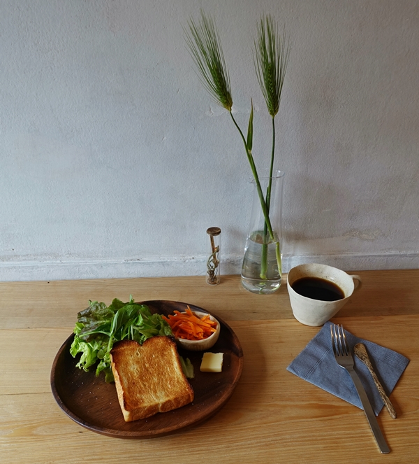 毎日食べても飽きない愛されパン屋で至福のコーヒータイム@うぐいすと穀雨