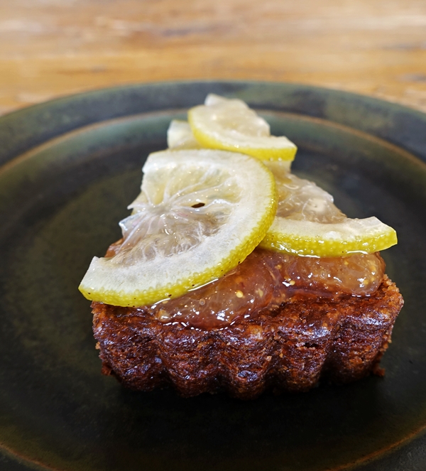 、いちじくとレモンのタルト