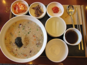 突然好想吃粥?六本木的超奢華「粥品專賣店」大受注目