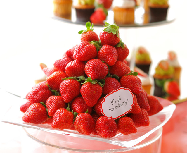 位於Hotel New Otani大阪內的餐廳「SATSUKI LOUNGE」將舉辦「Sweets&Sandwich Buffet ~在飯店採草莓~」