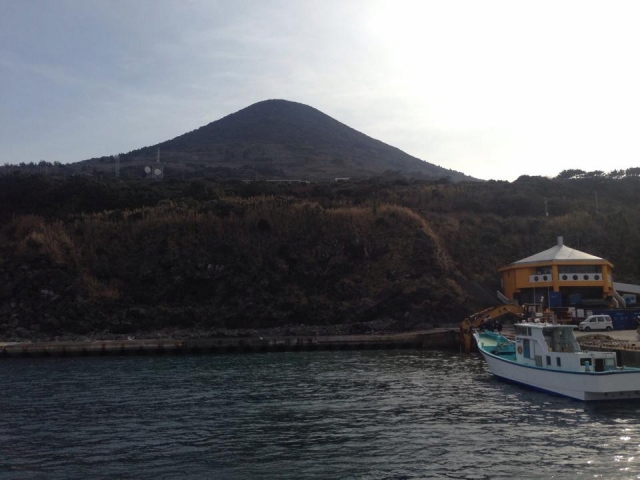 這樣的東京竟然只有300人！悠閒漫步「利島」中