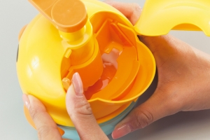 TAKARA TOMY ARTS『來做蓬鬆軟綿的驚人歐姆蛋吧!』