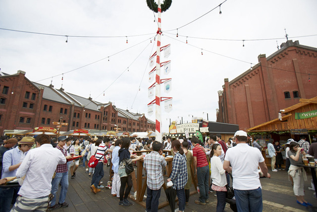 重現了德國的春天祭典的「YOKOHAMA FRÜHLINGS FEST 2016」開辦