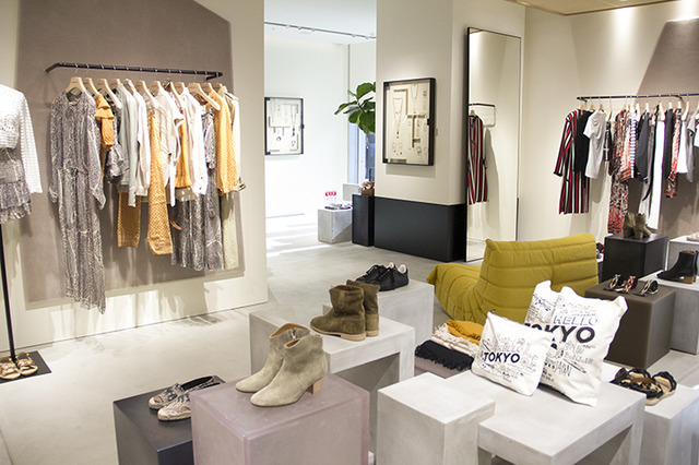 3月25日オープンした新宿新南口に開業する商業施設・ニュウマン（NEWoMan）