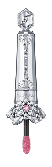 「Forever Juicy Oil Rouge」推出的是,薄透款式的果漾唇彩(2,800日圓)