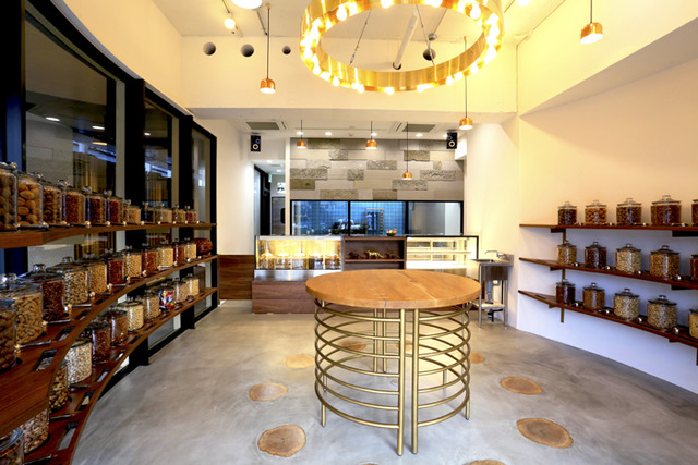 Groovy Nuts於鎌倉的鶴岡八幡宮附近開設2號店