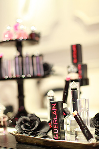 Le Petit Robe Noire Room Party的様子