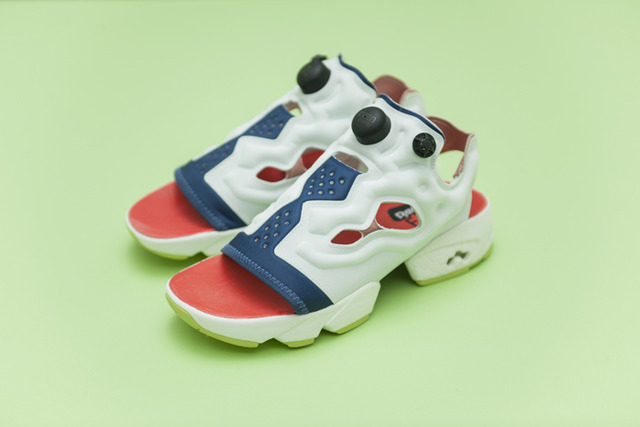 「INSTAPUMP FURY SANDAL FACE（インスタポンプフューリー サンダル フェイス）」（1萬5,800日圓）