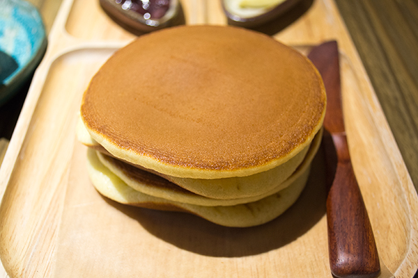 早上限時10分鐘！「兔屋Cafe」的鬆餅好美味