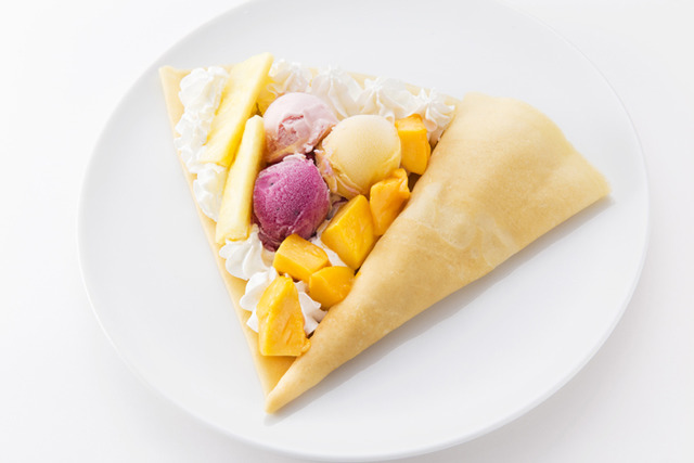 CAFE CREPE的「熱帶水果嘉年華」(含稅790日圓)