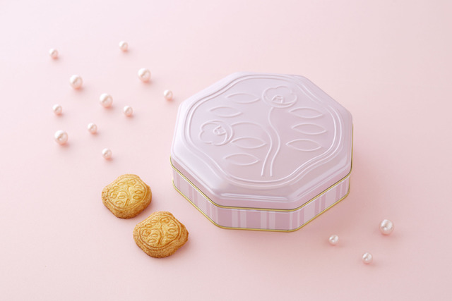 「花椿餅乾限定罐 珍珠粉紅」（24片裝 1,500日圓）