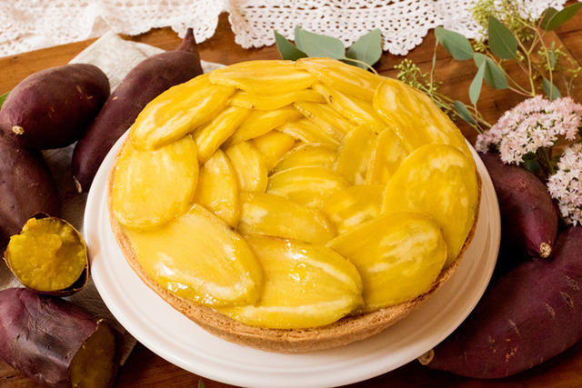 「鹿吉 絹錦番薯(silk sweet)的酥塔」(單片/含稅581日圓,整個/含稅5,508日圓)