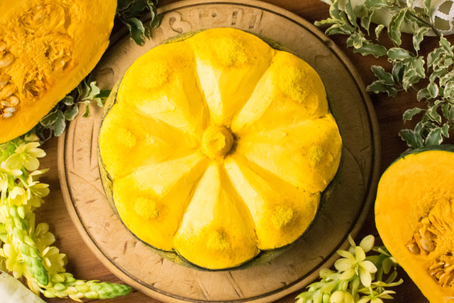 「北海道MIYOI農園產 Kuririn南瓜的酥塔」(單片/含稅702日圓,整個/含稅5,292日圓)