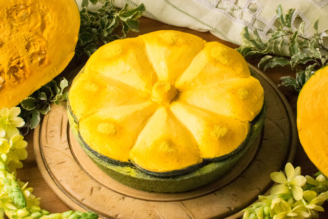 「北海道MIYOI農園產 Kuririn南瓜的酥塔」(單片/含稅702日圓,整個/含稅5,292日圓)