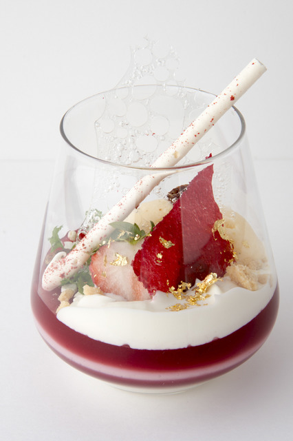 SALVATORE CUOMO的「杯裝耶誕冰淇淋百匯」(800日圓)