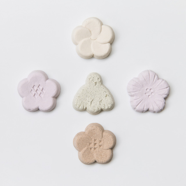 太宰府天滿宮的官方伴手禮「梅與鶯」