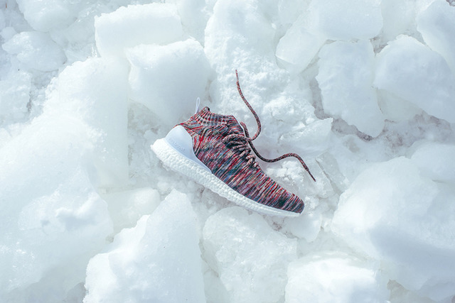 「ULTRABOOST MID KITH」(2万6,000円)
