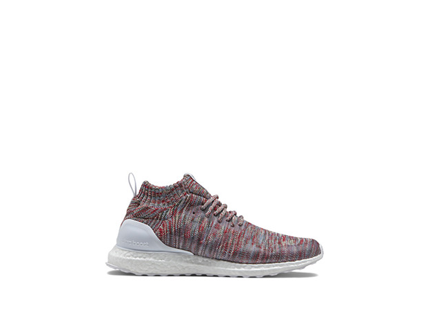 「ULTRABOOST MID KITH」(2万6,000円)