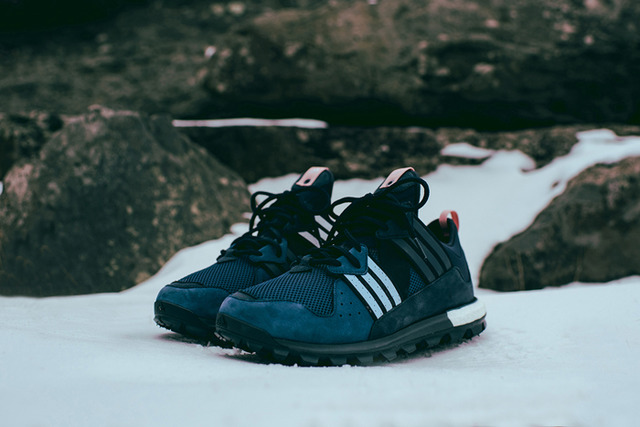 「RESPONSE TRAIL KITH」(2万1,000円)