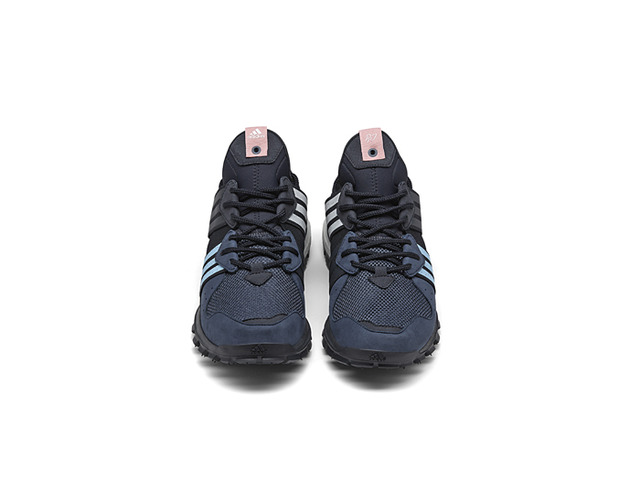 「RESPONSE TRAIL KITH」(2万1,000円)