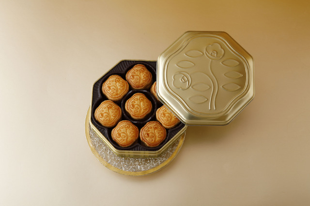 花椿餅乾 24片裝 創業115週年紀念罐(1,500日圓)