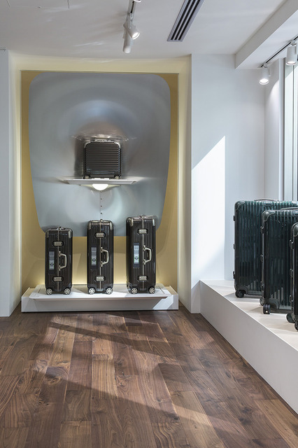 RIMOWA Store 銀座6丁目
