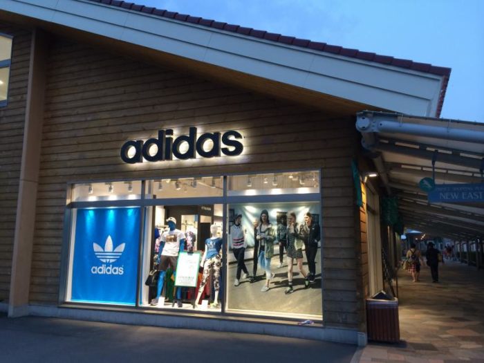 adidas Brand Core Store 輕井澤店
