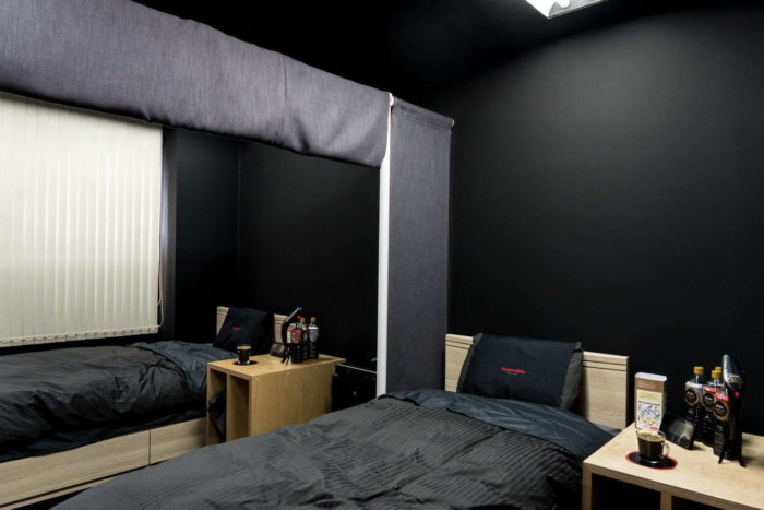 日本雀巢咖啡睡眠咖啡馆_睡眠床铺与隔间