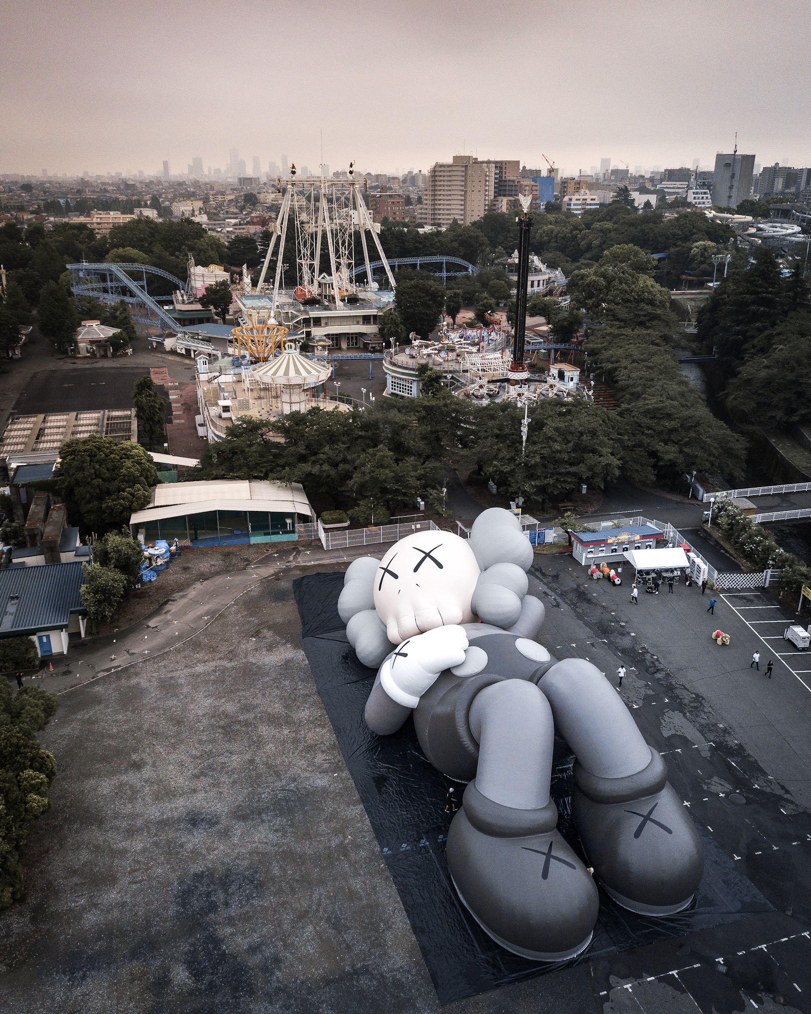 KAWS:HOLIDAY JAPAN」40公尺巨大KAWS登上富士山！ | Japaholic