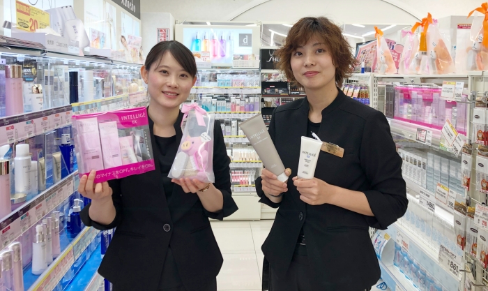 COSMOS科摩思藥妝京都四条河原町店 觀光客跟當地居民的親切好朋友