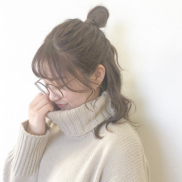 半丸子頭鮑伯造型:半長不短