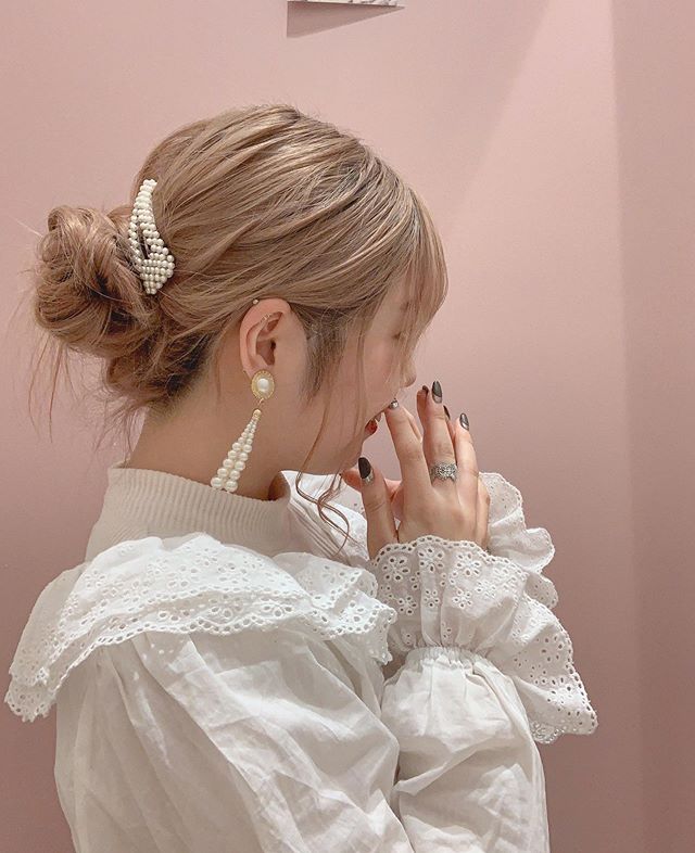 半長髮的鬆軟丸子頭