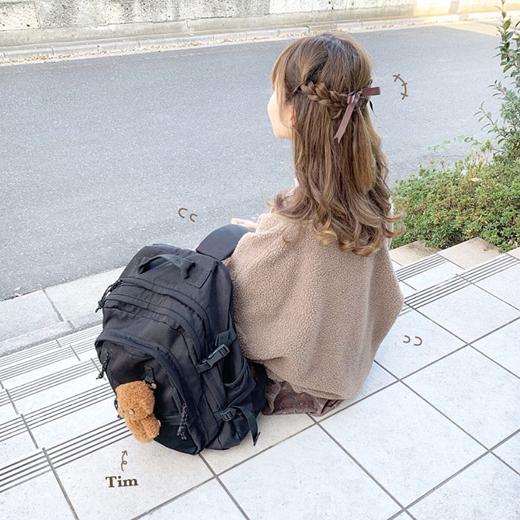 中長髮的三股辮公主頭