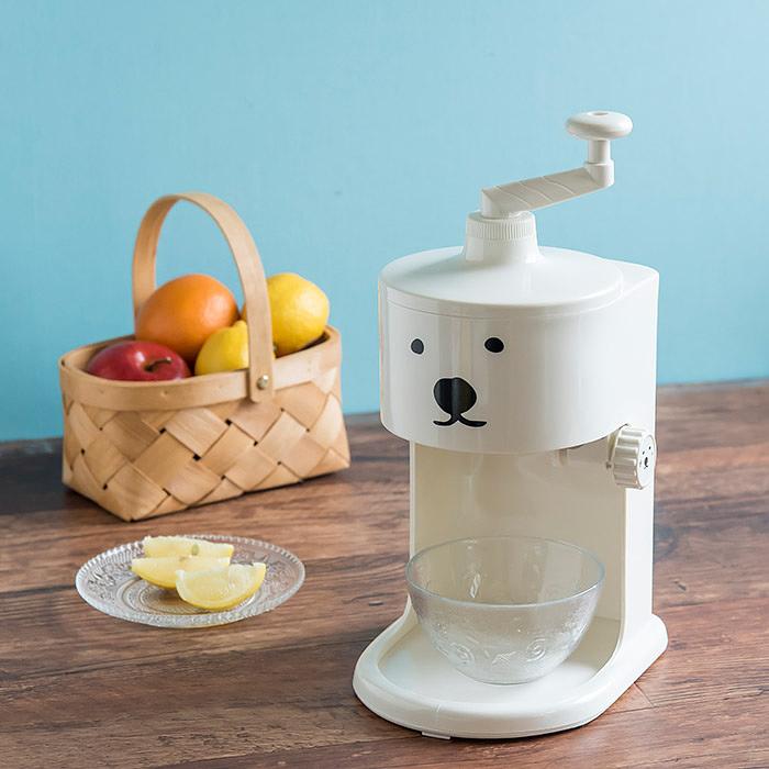 圖四：日本札幌圓山動物園白熊製冰機組裝容易、操作簡單，可製作綿密的雪花冰或光滑的刨冰｜誠品書店