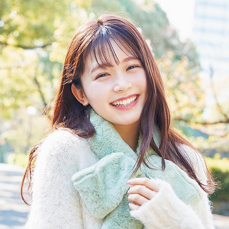 來認識日本人氣模特兒兼新生代演員「久間田琳加」，會笑的眼睛超吸引人！
