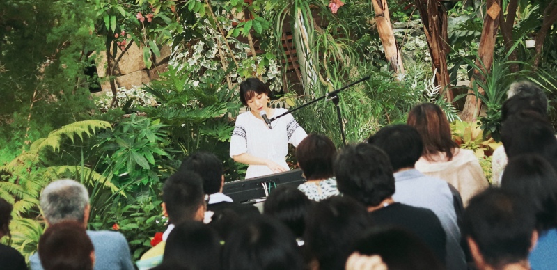 【JH專訪】日本創作歌手「日食なつこ」（Nisshoku Natsuko）9月來台！帥氣的鋼琴自彈自唱表演風格連二宮和也都超推