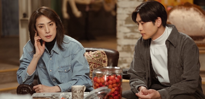 KKTV 首播日劇 《絕對不可能-偵探·上水流涼子的解析-》 女王天海祐希愛台灣、 松下洸平肖想 60 萬按摩椅