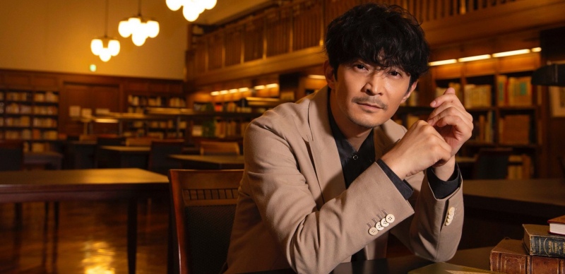 帥大叔聲優「津田健次郎」在日劇《西園寺小姐不做家事》扮演深情男二，迷倒觀眾！