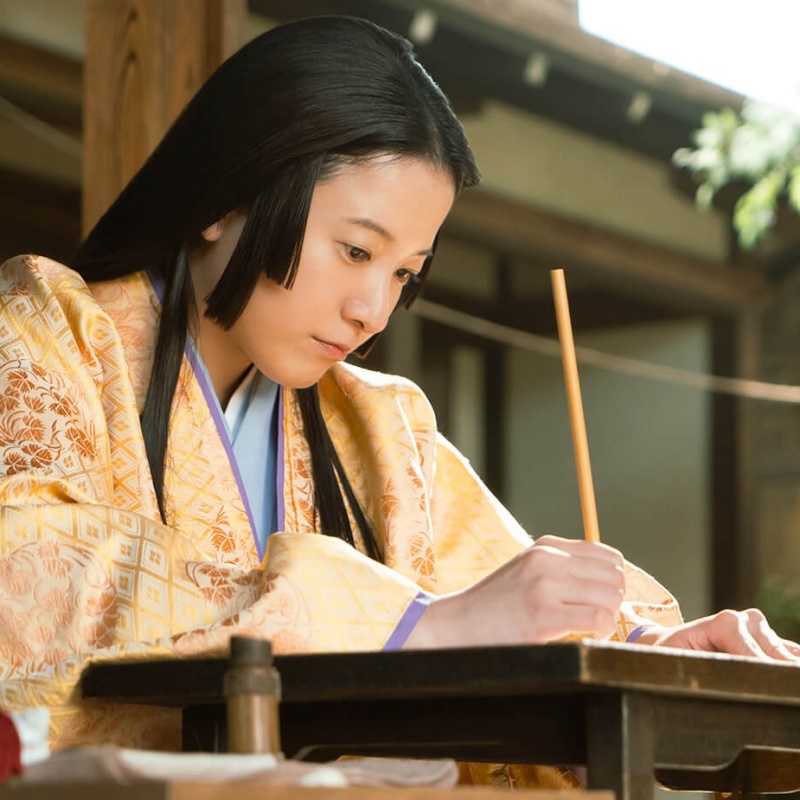 2024大河劇《致光之君》帶領觀眾進入《源氏物語》的夢幻世界，從影視到文學的魅力剖析！