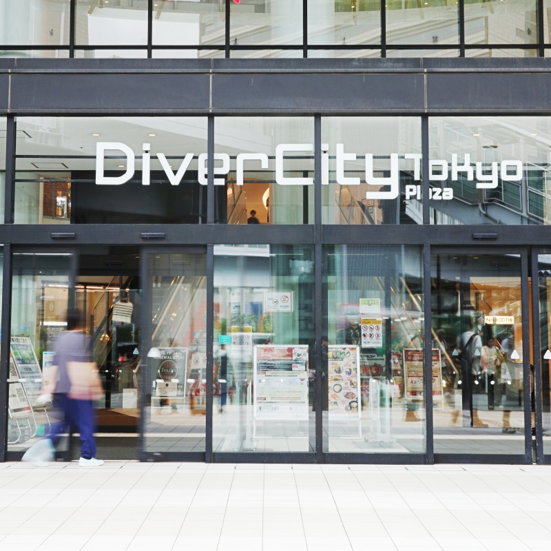 台場觀光必去「DiverCity Tokyo Plaza」男女老少都能享受飲食、遊玩及購物的全新體驗!更集結全世界喜愛的IP角色