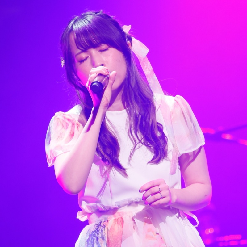 【JH專訪】抒情清澈美聲的創作型動漫歌手yanaginagi久違登台，最期待手搖店的新菜單！