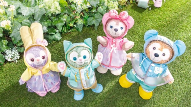 東京迪士尼海洋達菲與他的好朋友們全新商品又來啦！這次就與達菲一同在雨中盡情玩耍