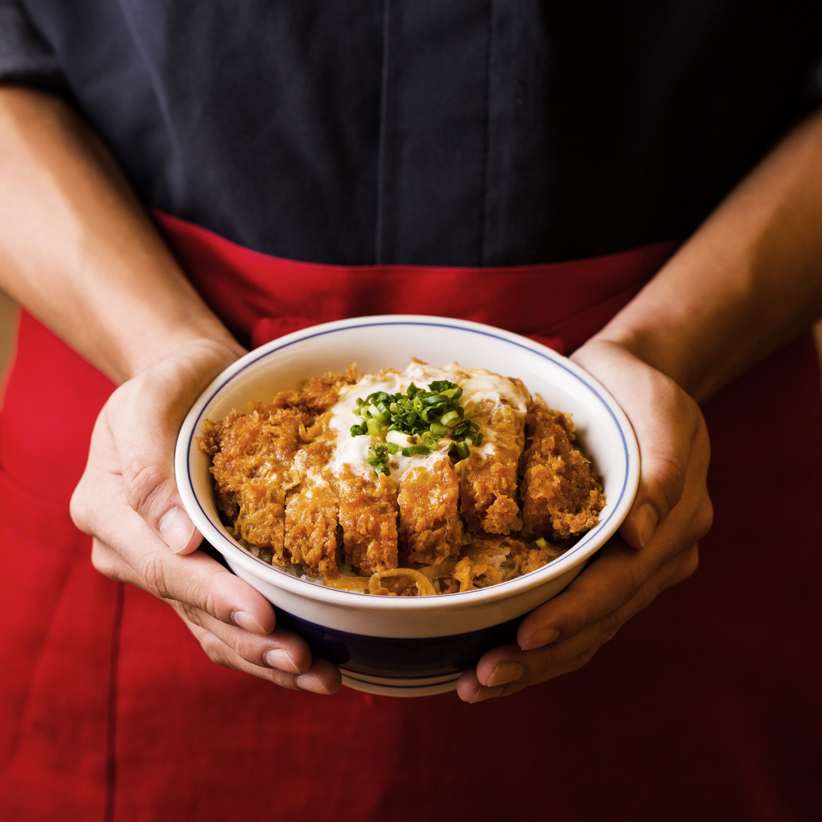 「吉豚屋」豬排人協尋姓名同音免費吃味噌豬排！睽違四年大慶祝，會員獨家優惠，229壽星再享買一送一！