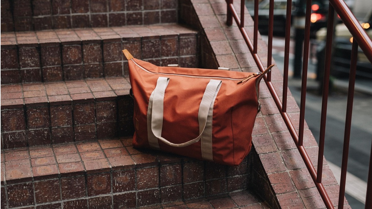 2024春日潮流新發掘！大包回歸LOJEL再推新色「赤陶」精緻極簡添春意