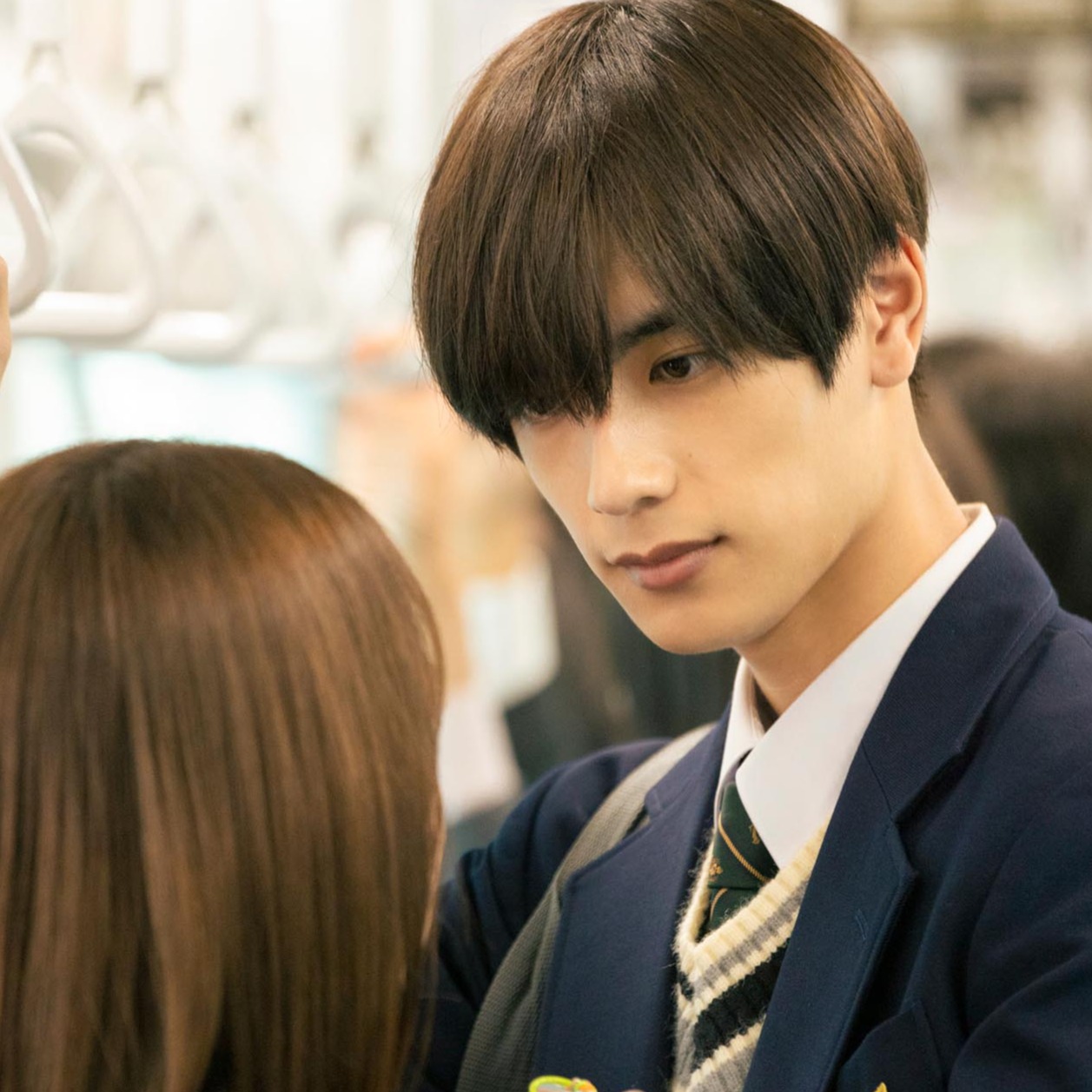 浪花男子高橋恭平主演人氣同名漫改電影《千輝同學未免甜得過火》