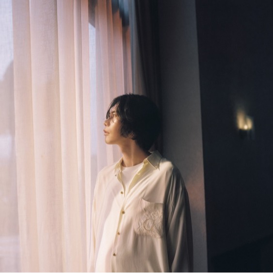 82歲的動畫巨匠與32歲的音樂奇才如何牽起緣分？米津玄師耗時四年為電影《蒼鷺與少年》打造主題曲〈地球儀〉